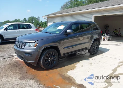 2018 Jeep Grand Cherokee Laredo z USA, uszkodzony, nr VIN 1C4RJFAG4JC292366